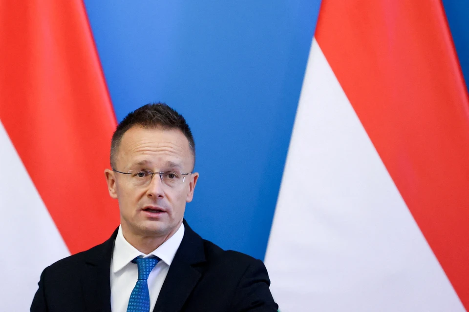 Министр Венгрии Сийярто выразил надежду на переговоры о мире на Украине