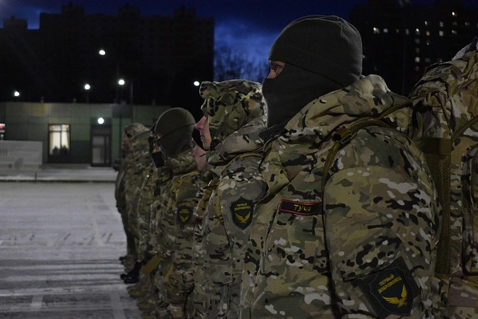 Еще 22 человека подписали контракт с Минобороны