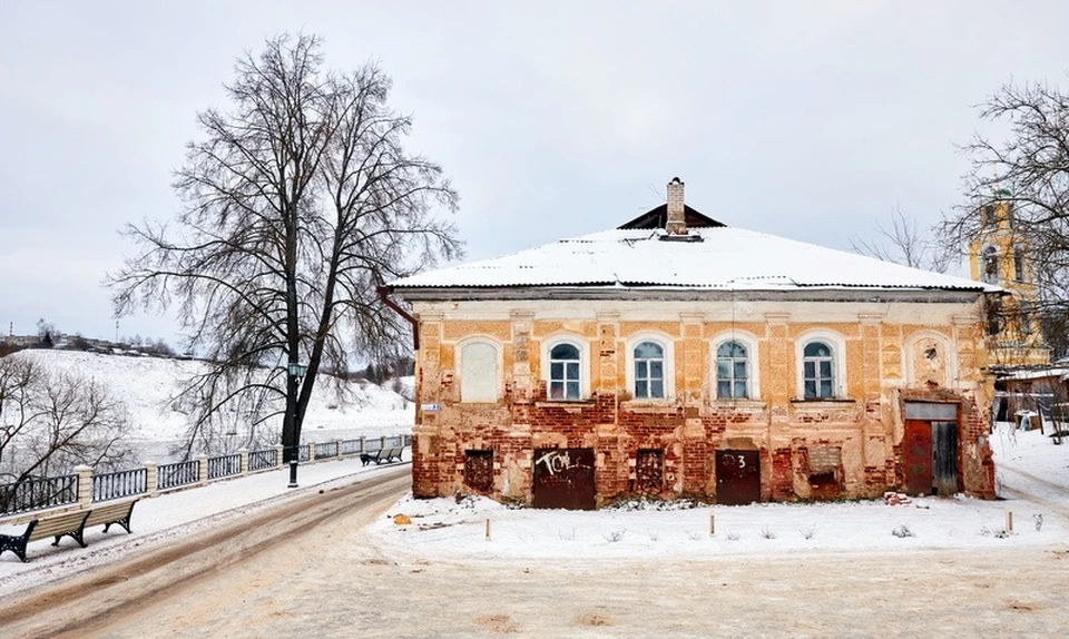 Дом по улице Захарова,3 построен еще до революции. Фото: газета "Старицкий вестник"