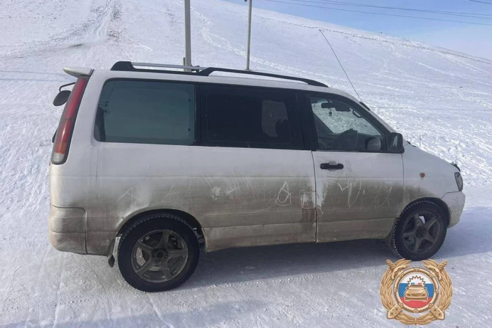 Семилетний школьник на санках попал под колеса иномарки в Ольхонском районе.