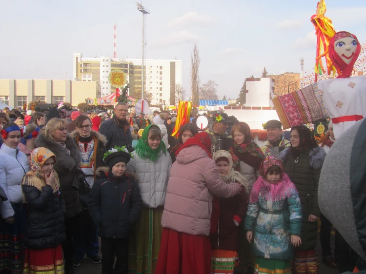 Курянам рассказали, как сохранить здоровье на Масленицу