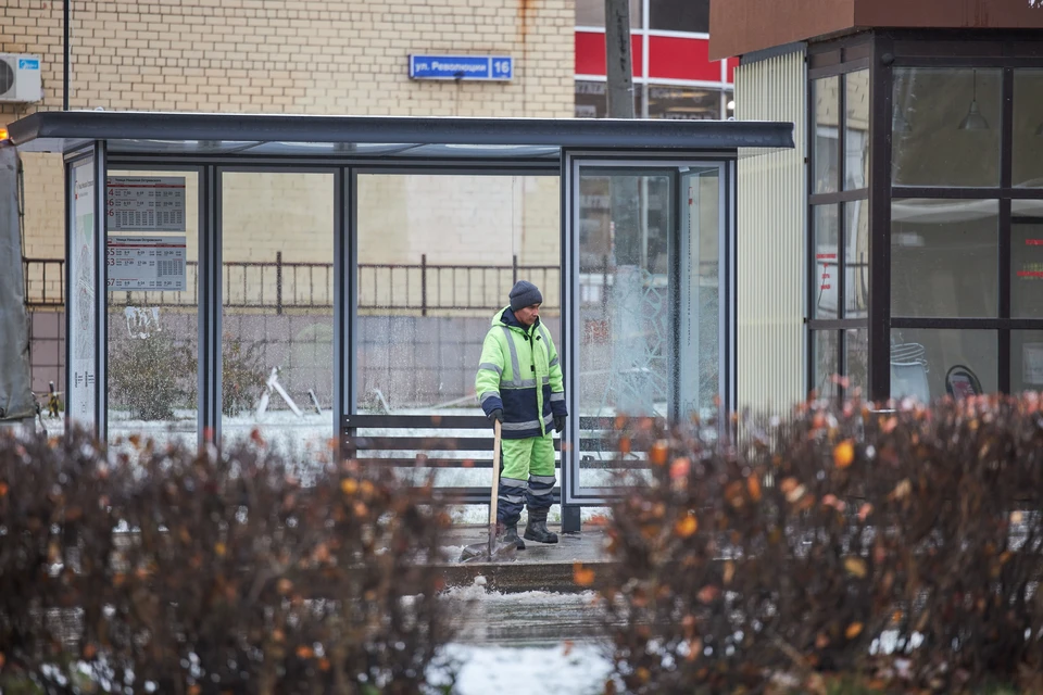 В Ростове-на-Дону неизвестные стали портить новые «умные» остановки