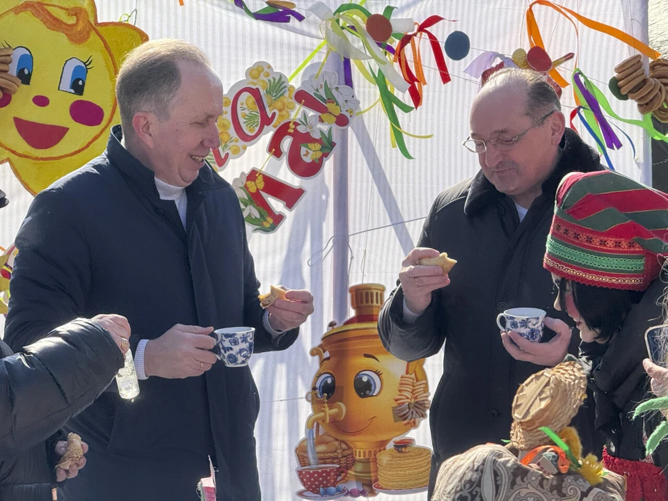 Жители МКД активно включились в праздник, многие пришли в народных костюмах