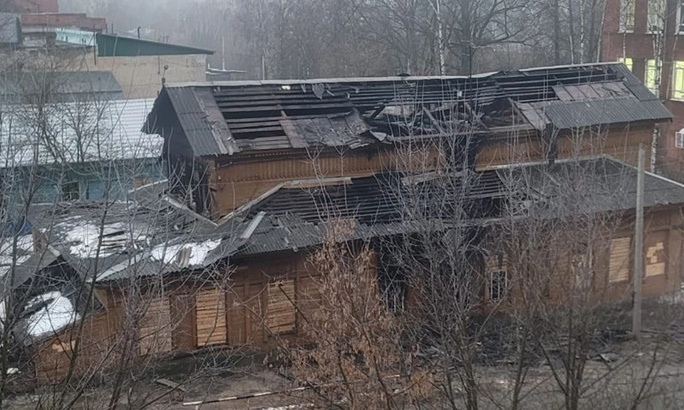 Пожар в заброшенном здании произошел 28 января. Фото: "Подслушано в Рыбинске"