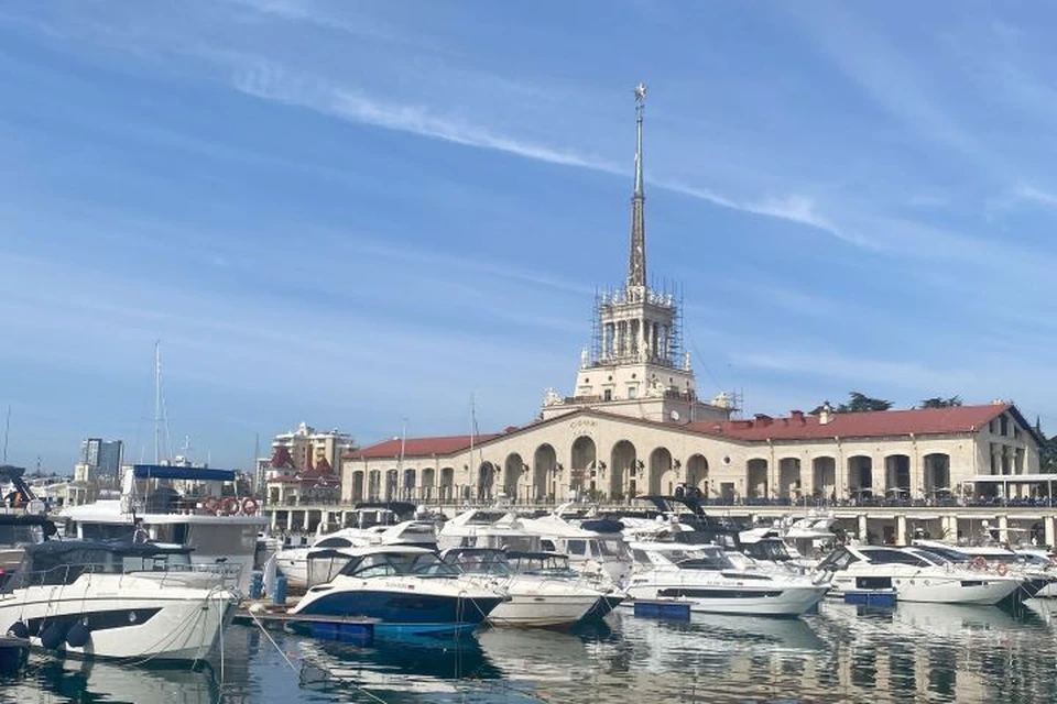 Сочи - самый популярный российский курорт для семейного отдыха на весенних каникулах