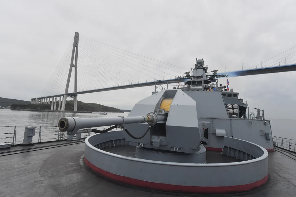 В иранском порту Чехбехар стартовали военно-морские учения с представителями РФ и Китая