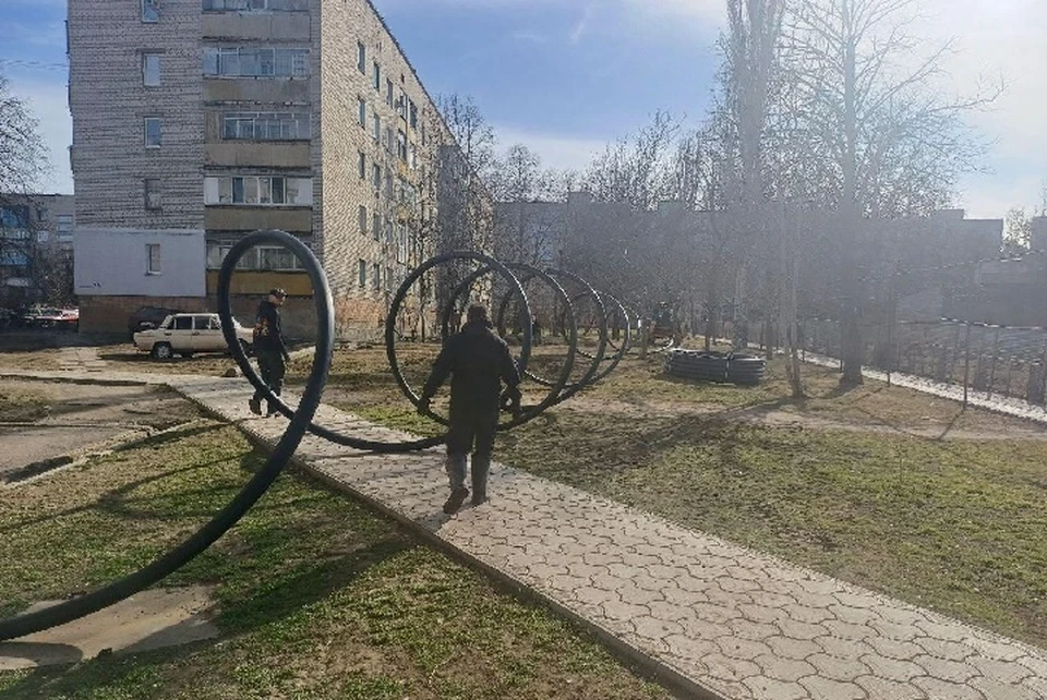 В Токмаке уже наполовину закончен ремонт участка водопровода. ФОТО: администрация Токмакского МО
