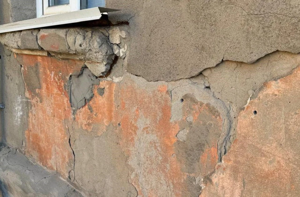 УК должна отремонтировать фасад до 1 мая. Фото: прокуратура Оренбургской области
