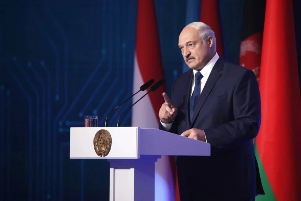 Лукашенко: Белоруссия уже собирает пусковые установки для «Орешника»