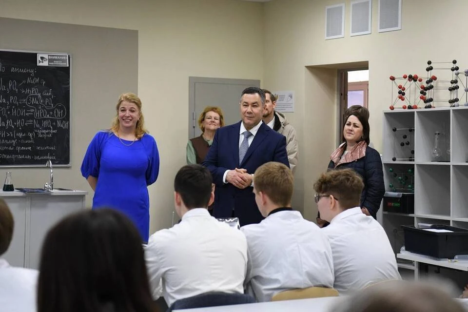 Глава региона пообщался со школьниками.