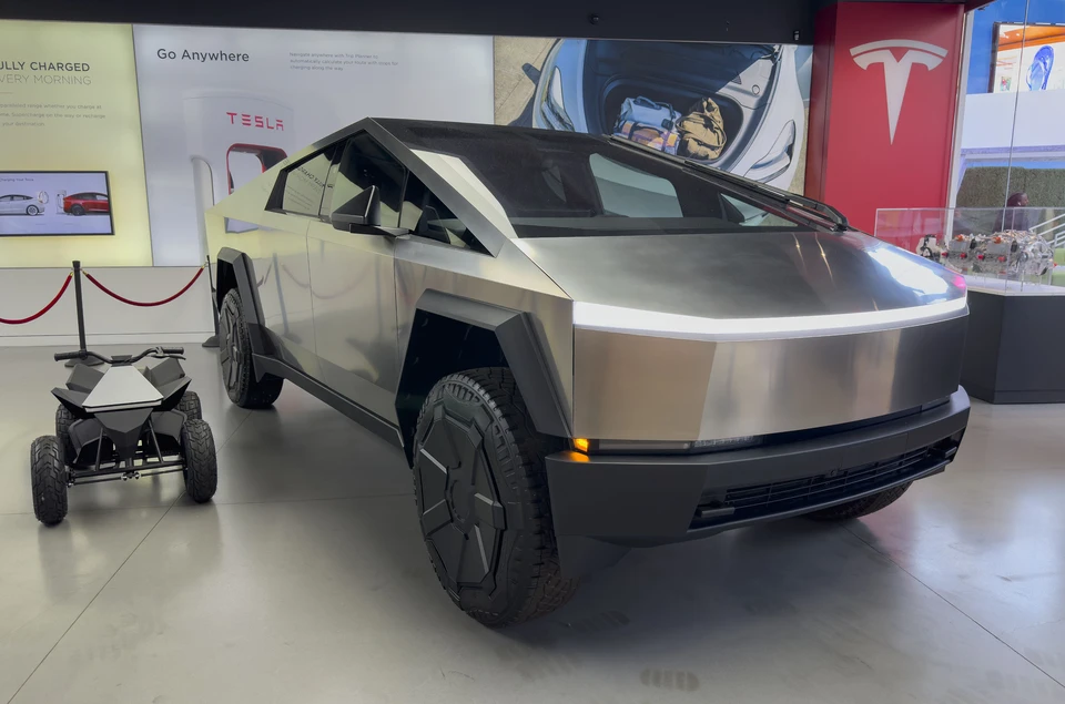 Tesla отзывает 46 тысяч Cybertruck из-за проблем с безопасностью