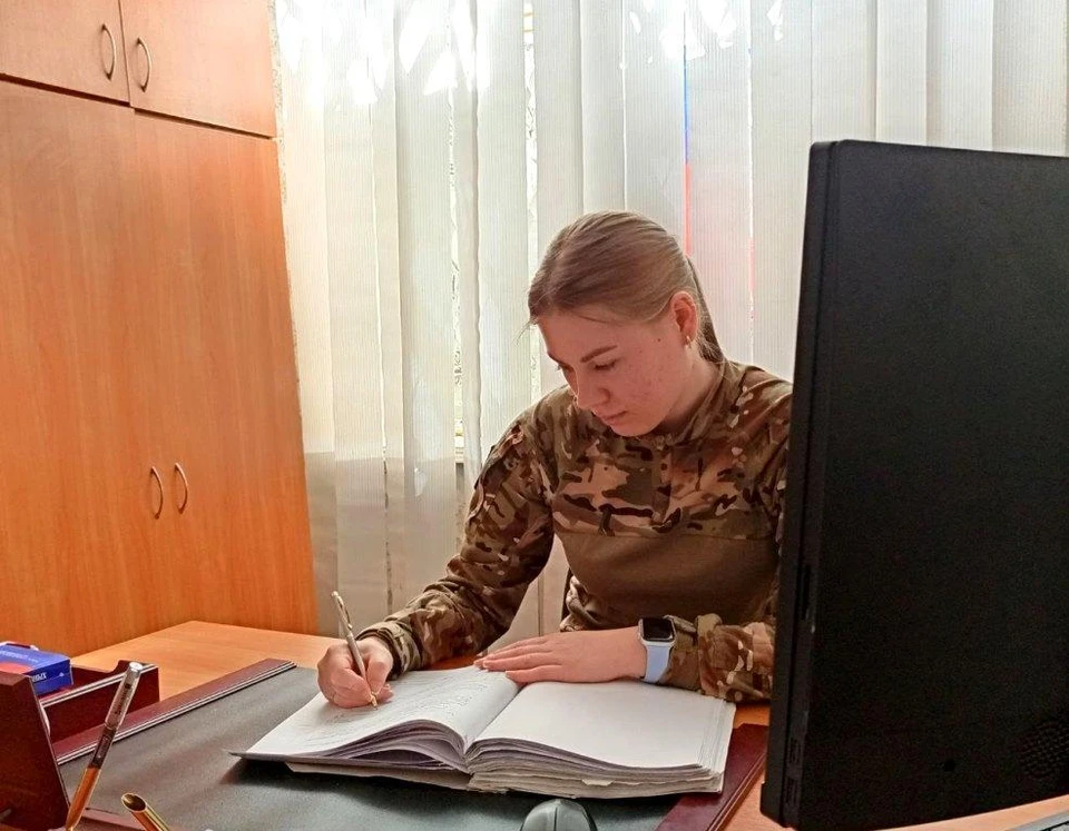 Мужчина не хотел содержать дочь и сына. ФОТО: Пресс-служба ГУФССП России по Луганской Народной Республике