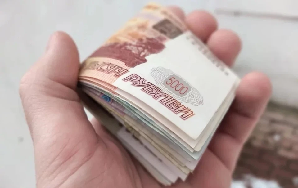 Трое калужан стали жертвами мошенников и потеряли 2,5 миллиона рублей