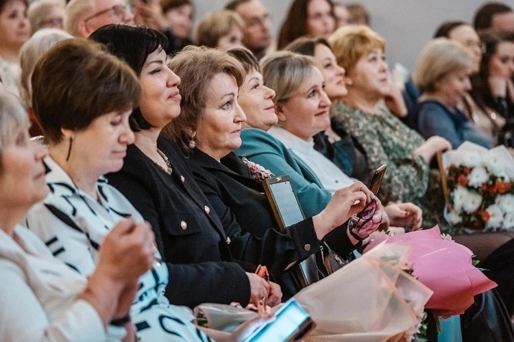 В Тверской области артисты и педагоги получили награды за вклад в культуру региона