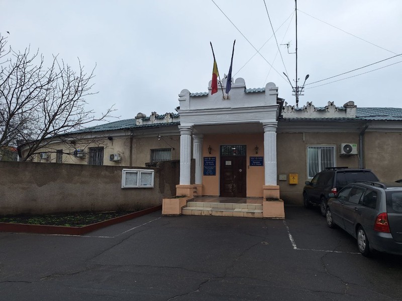 В СИЗО 13 содержат политзаключенных в то время, как на волю отпускают пожизненно осужденных за уголовные дела.