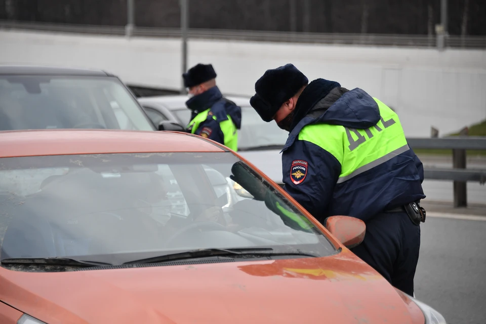 Причины и обстоятельства произошедшего устанавливают автоинспекторы.