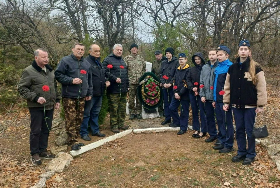 Памятник находится на территории Мекензевского лесничества. Фото: РОО ветеранов зенитчиков-ракетчиков г. Севастополя