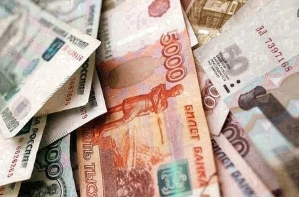 Сыктывкарка хотела купить авто и отдала мошенникам почти 6 млн рублей