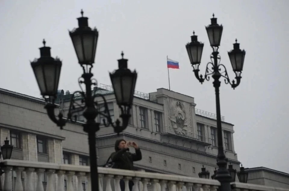 Правительство РФ поддержало продление запрета продажи валютной выручки на год