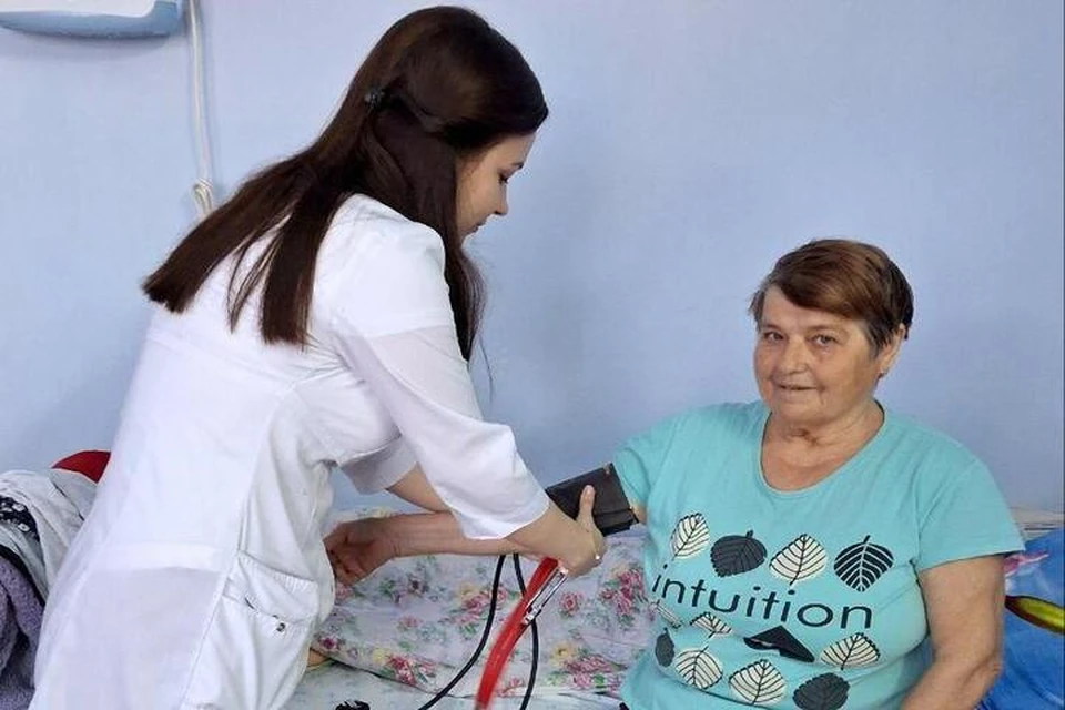 В Каланчакской ЦРБ работает уже четырнадцатая бригада шефских медиков из Мордовии. Фото: администрация Херсонской области