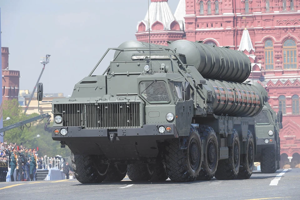 ЗРС С-400 и С-500 являются угрозой для бомбардировщика B-21