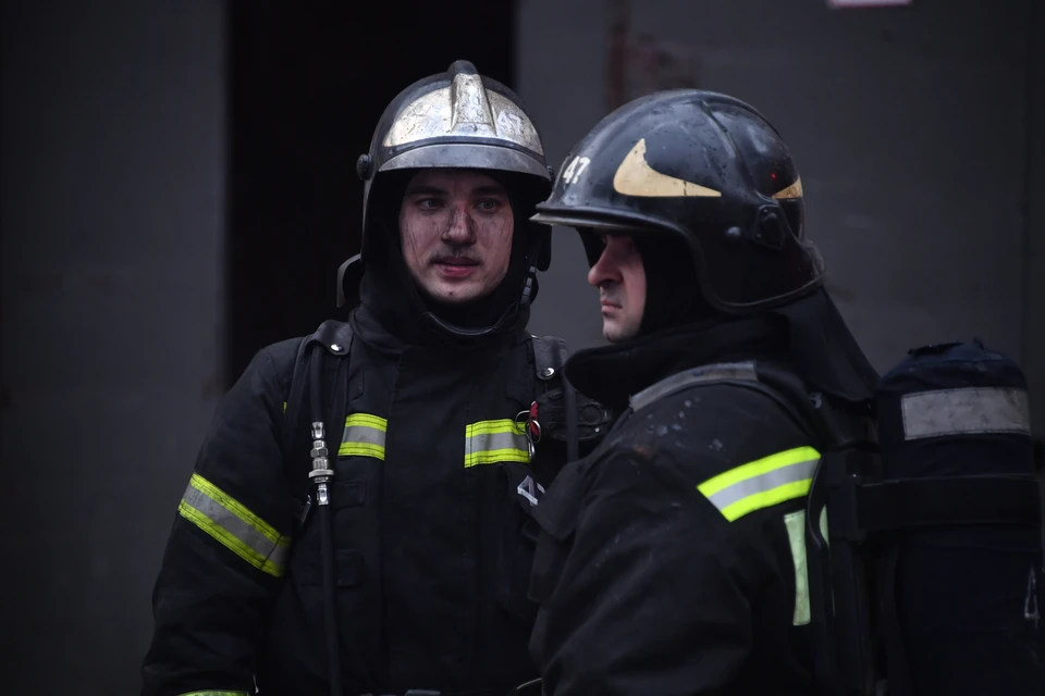 В Матвеевом Кургане выгорел сарай из-за неисправной электропроводки