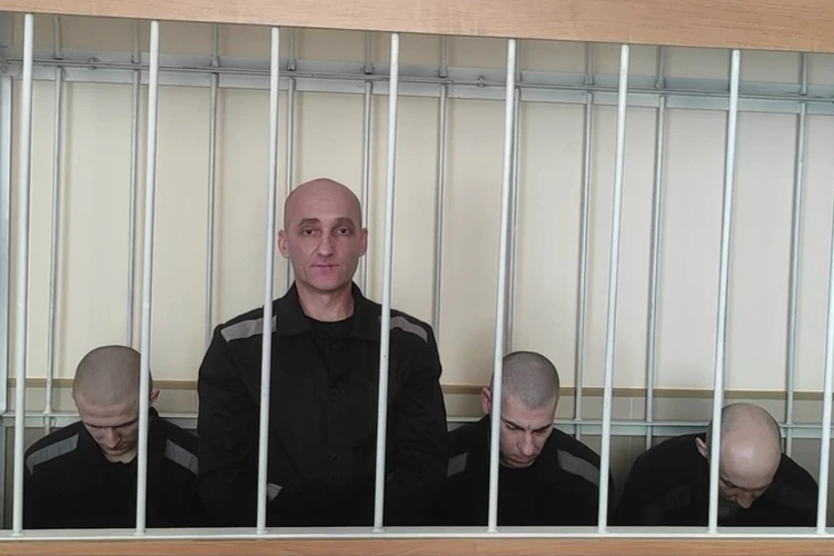 Четверо украинских боевиков осуждены за терроризм в Курской области