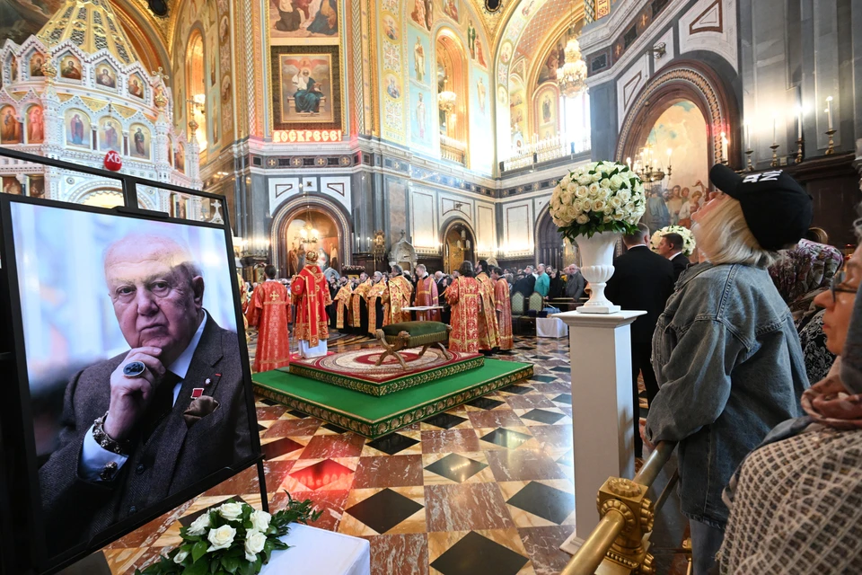 В Москве проходит прощание с Зурабом Церетели