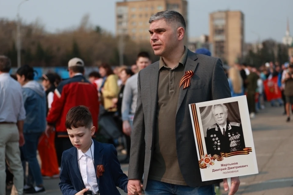 В год 80-летия Победы в ВОВ шествие Бессмертного полка сопроводят 500 волонтеров