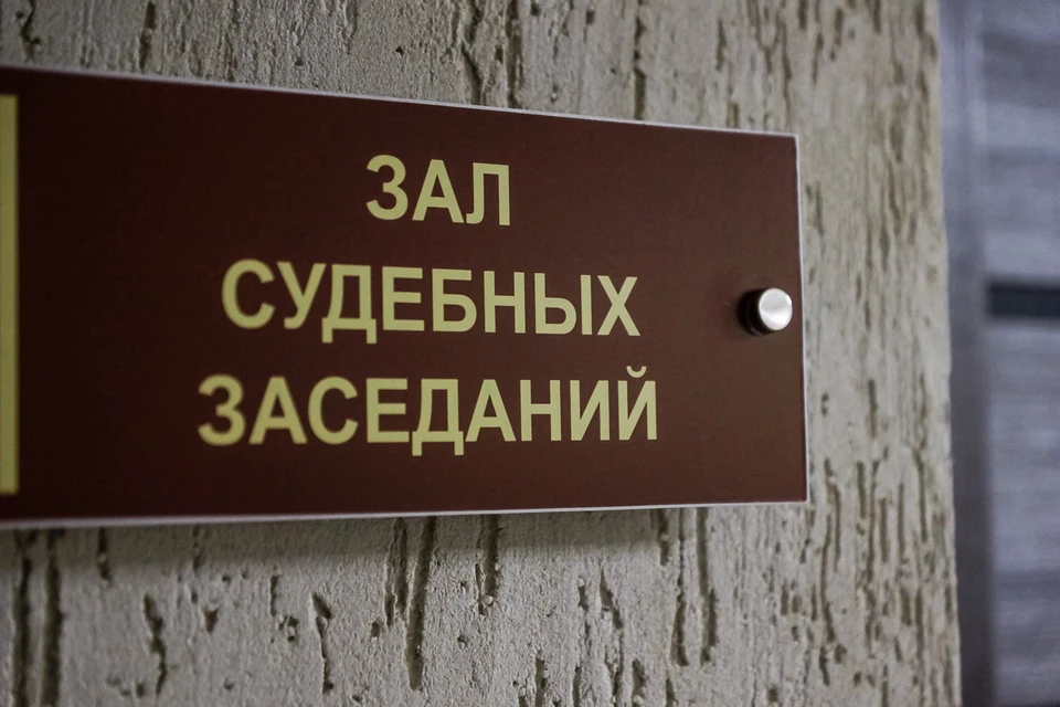 С иском к администрации обратился прокурор.