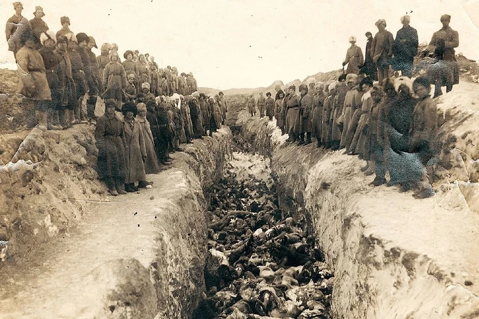 Улицы были полны трупов, их хоронили в братских могилах. Фото: предоставлено Музеем города Новосибирска