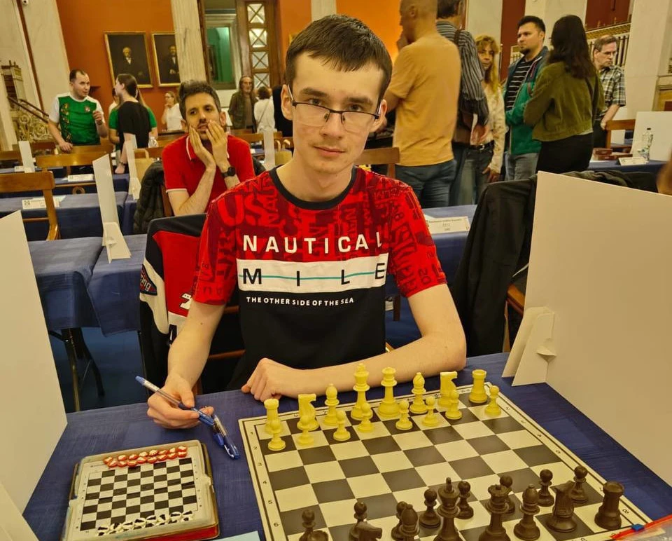 Туляк Максим Харитонов выиграл чемпионат Европы по решению шахматных композиций