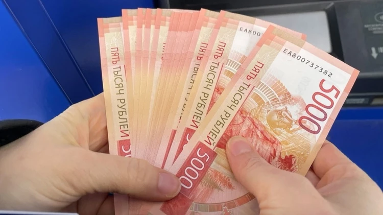 У астраханцев за сутки похитили более 1 000 000 рублей