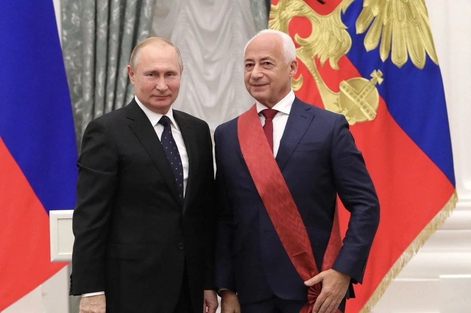 Путин присвоил народному артисту СССР Спивакову звание Героя Труда РФ