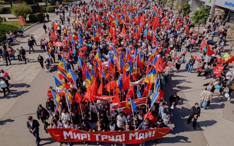 Праздновать День Весны и Труда всем миром — прекрасная традиция