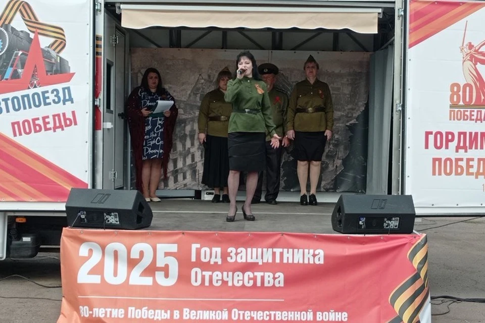 «Автопоезд Победы» посетил более 40 населенных пунктов ДНР. Фото: Минкультуры ДНР