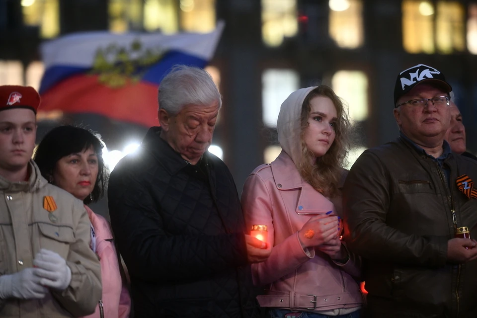 Вечером 8 мая новосибирцы соберутся у Монумента Славы, чтобы зажечь свечи памяти.
