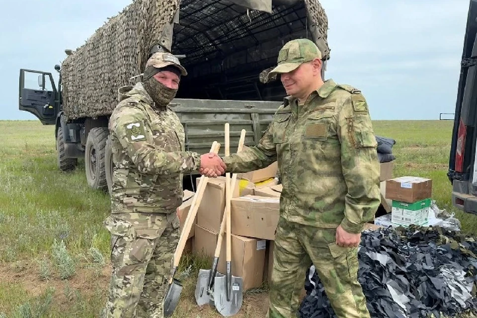 В Херсонской области передали гуманитарную помощь военнослужащим, исполняющим обязанности в зоне проведения спецоперации. ФОТО: СУ СК РФ по Херсонской области