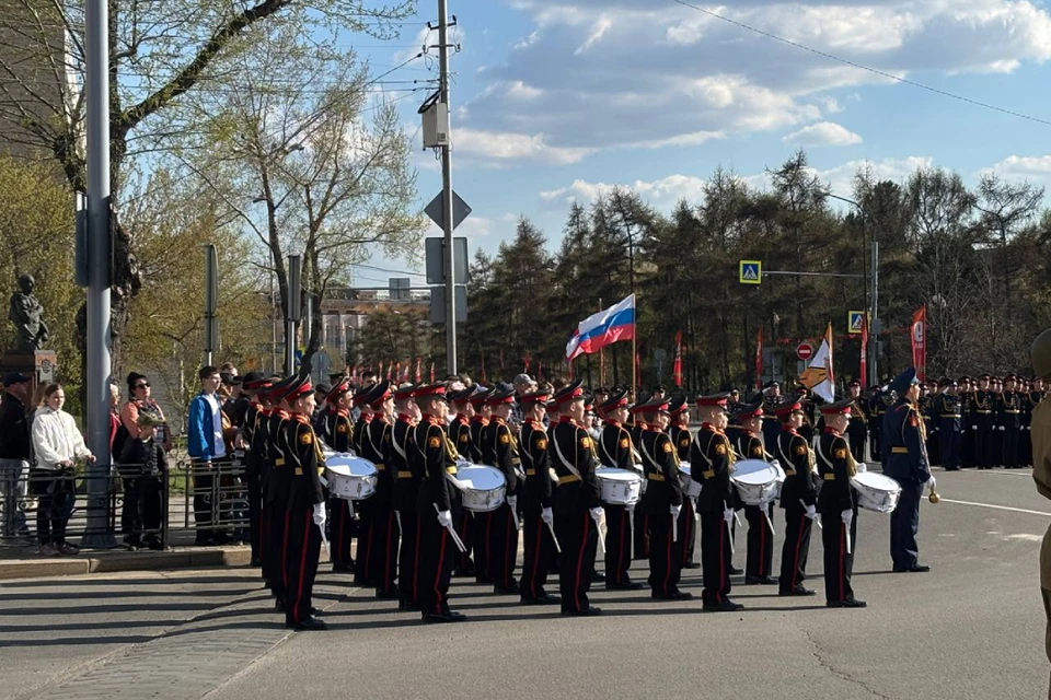 Иркутск готовится к Дню Победы. Фото: Зарина Шайхутдинова.