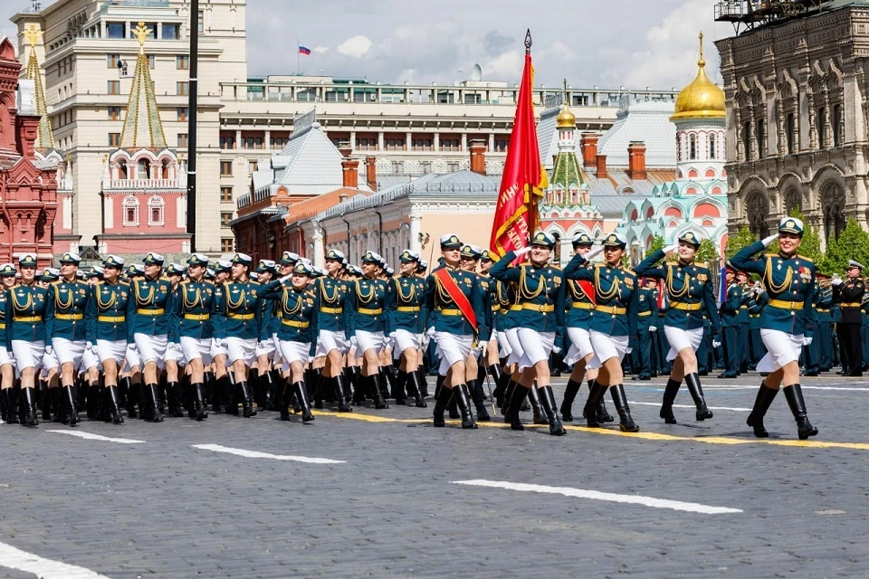 На параде Победы прошёл расчет женщин-военнослужащих
