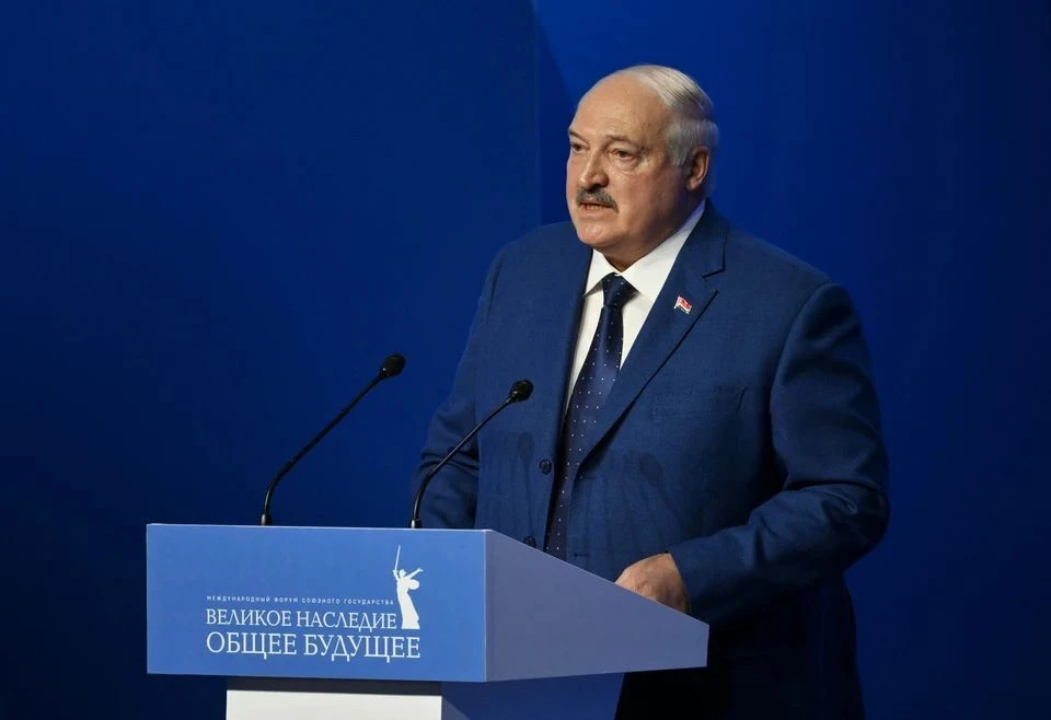 Лукашенко: Россия давно готова не к перемирию, а к полноценному миру на Украине