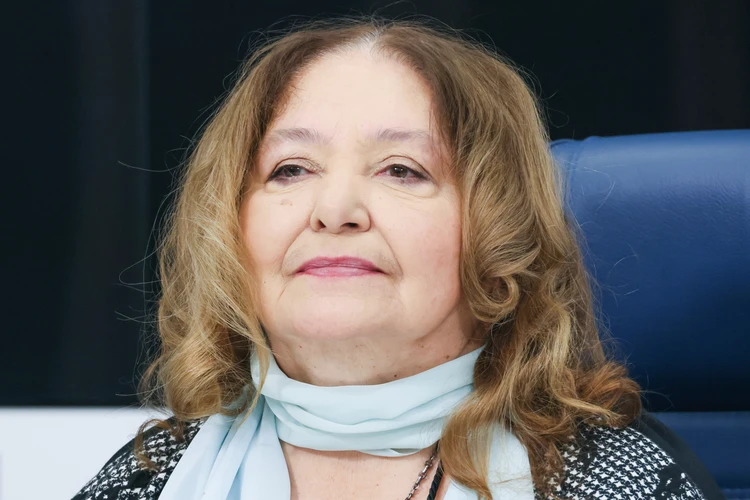 Наталья Бондарчук: «Алексею Баталову дала на костюм денежку Анну Ахматова»