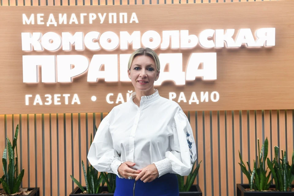 Захарова высмеяла актерское прошлое Зеленского после его встречи с лидерами ЕС