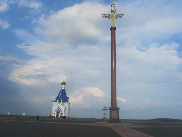 К годовщине Победы в Курской битве обновят почти 30 памятников и мемориалов
