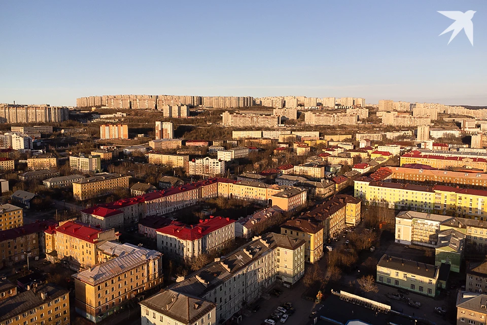 С исчезновением снега стало видно, что не все горожане доносили отходы до мусорок.