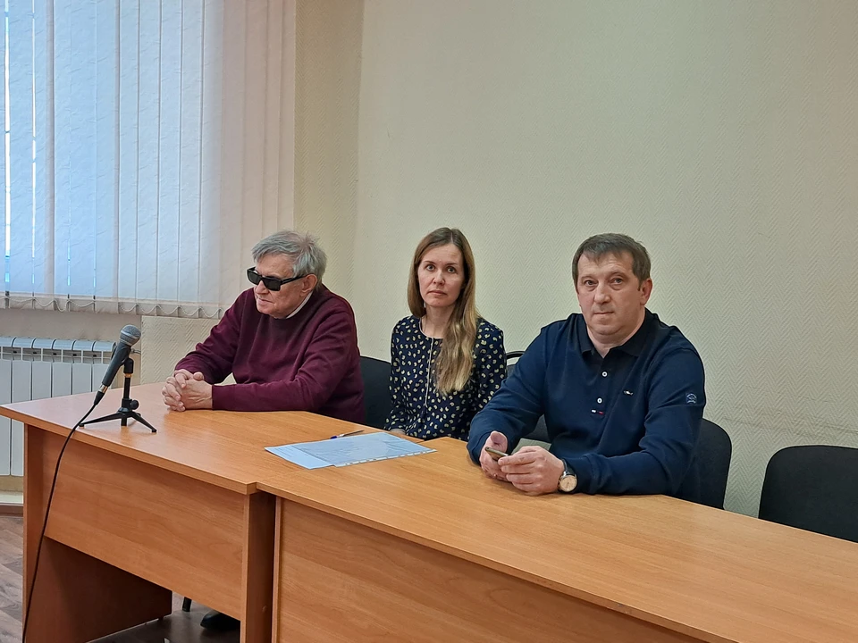 Фото из зала суда