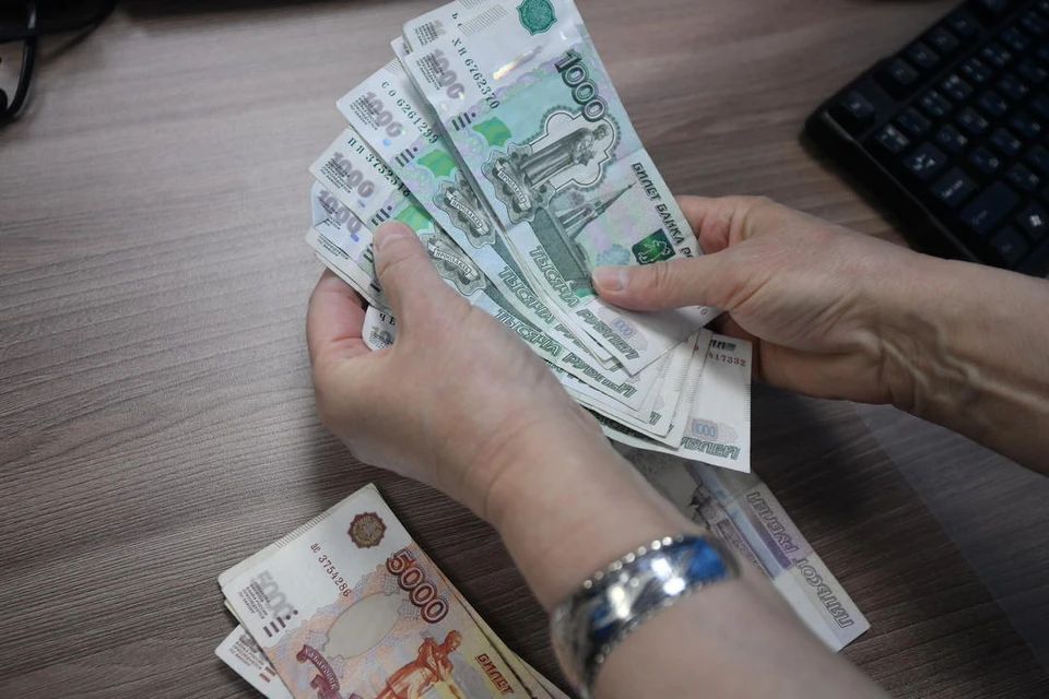 22 тысячи семей в Новосибирской области получают пособие по уходу за ребенком до полутора лет.