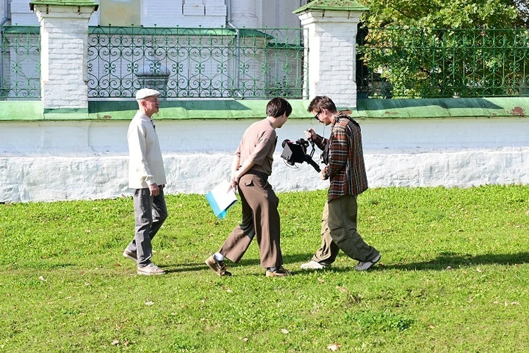 Одноклассники представили новый сезон тревел-шоу «Большой Урал. Поехали»