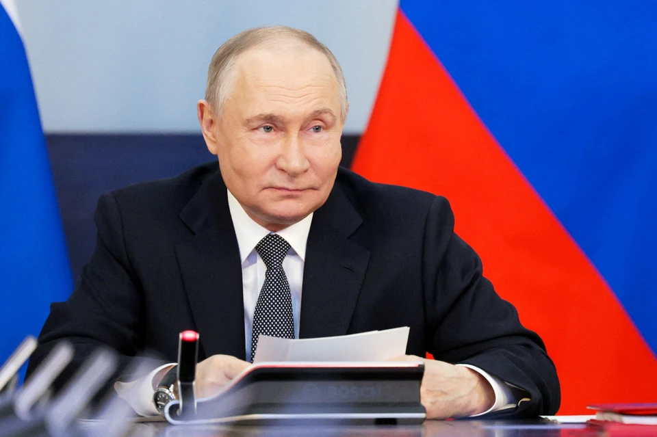 Владимир Путин рассказал, за что любит «Комсомольскую правду»: президент поздравил редакцию со 100-летием