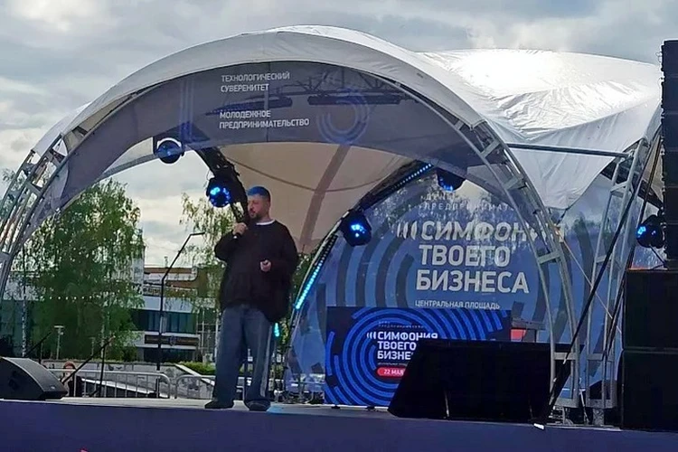 Нейросети и пропаганда: с чем приехал Артемий Лебедев в Ижевск